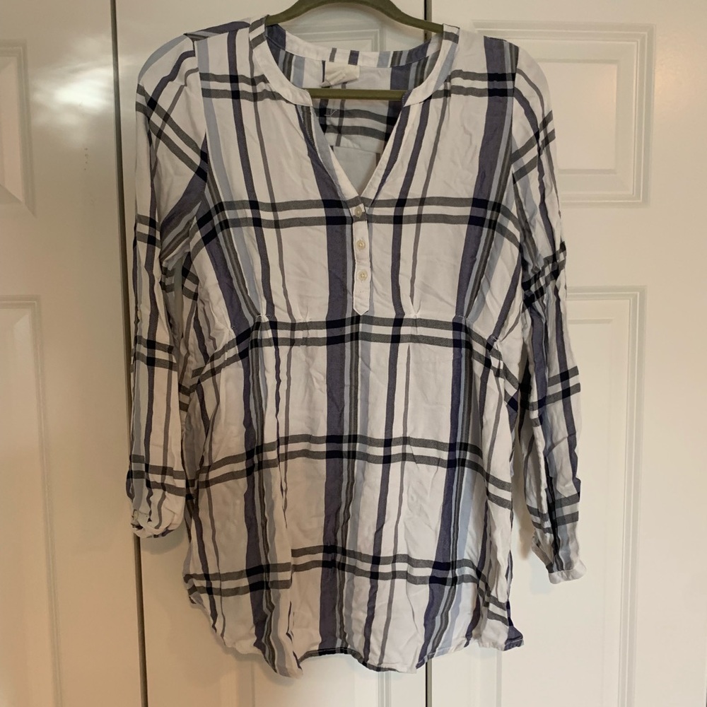 Luxe essentials denim maternity blouse size M